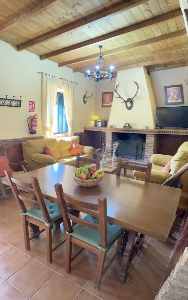 Casa Rural La Dehesilla 查兹拉德拉谢拉 外观 照片